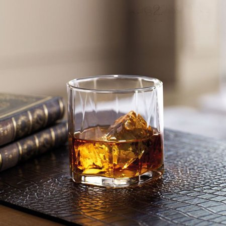 Ocean Pyramid Rock 26Cl Tumbler